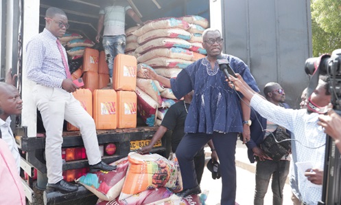  National Security impounds smuggled vegetable oil, owner arrested